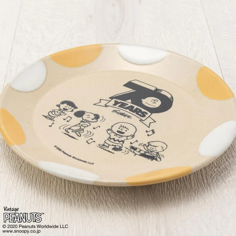 Peanuts Snoopy 70 YEARS Dish Plate Yellow White 17cm Pottery MASHICO Japan