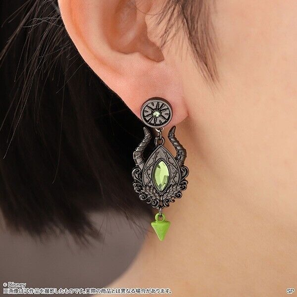 Disney Twisted Wonderland Diasomnia Malleus Draconia Earrings Japan Limited