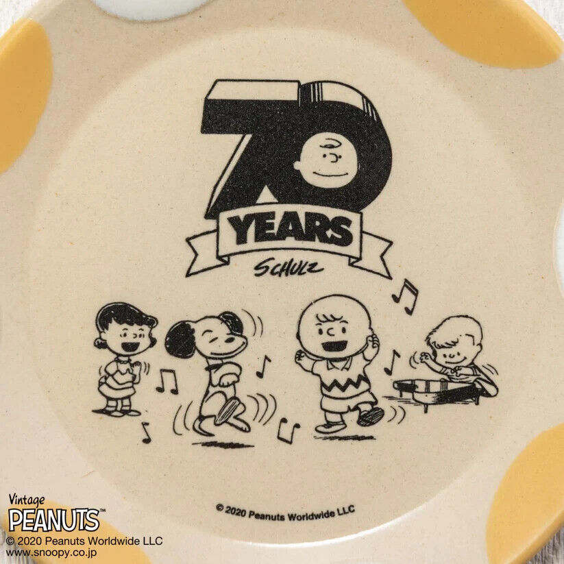 Peanuts Snoopy 70 YEARS Dish Plate Yellow White 17cm Pottery MASHICO Japan