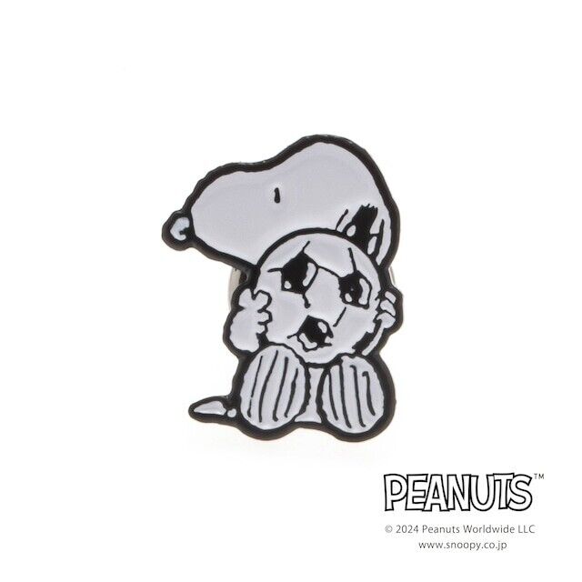 Peanuts Snoopy SOCCER Lapel Pins Brooch Japan Limited