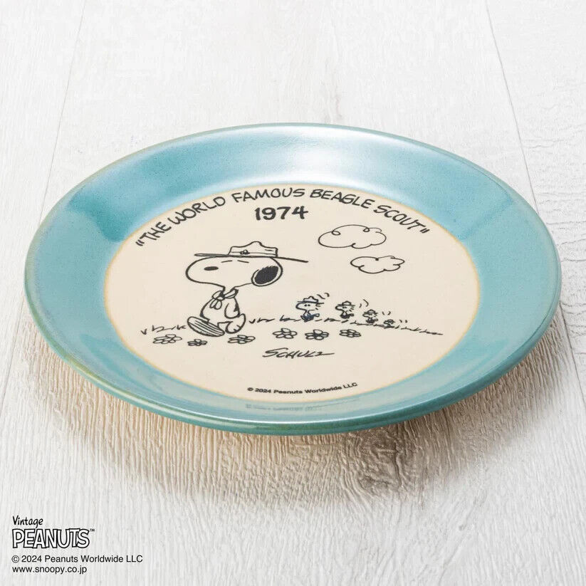 Peanuts Snoopy Beagle Scout 1974 Dish Plate 17cm Pottery MASHICO Japan