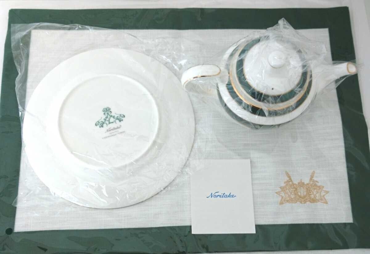 Ascendance of a Bookworm Ferdinand Tea Time Pot & Plate & Place Mat Set Noritake