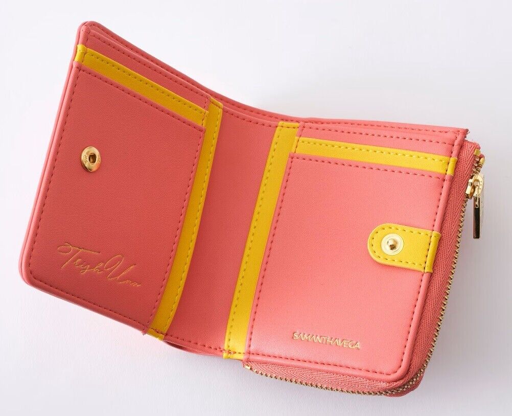 JoJo's Bizarre Adventure Pt.5 Golden Wind Trish Una Folding Wallet Samantha