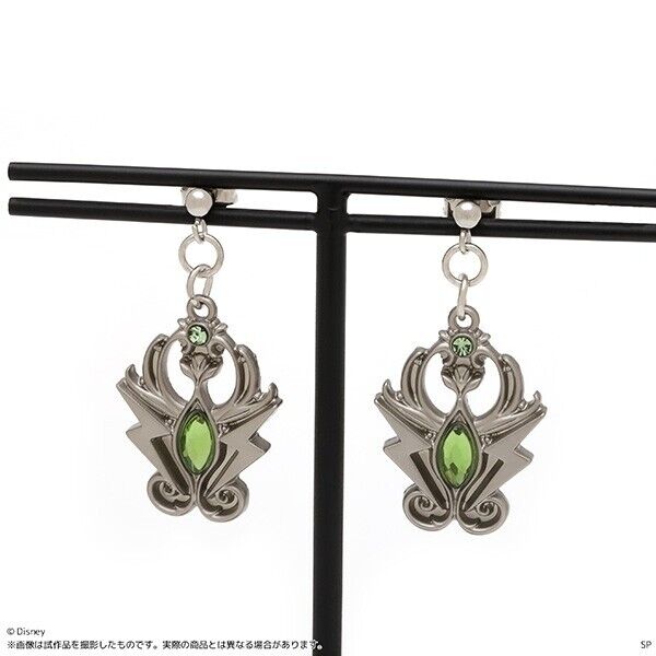 Disney Twisted Wonderland Diasomnia Sebek Zigvolt Earrings Japan Limited