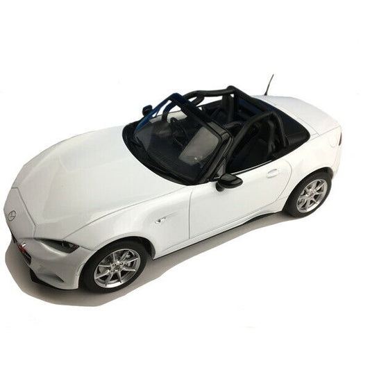 First18 1/18 Mazda NEW Roadster White Ceramic Metallic Diecast Figure japan