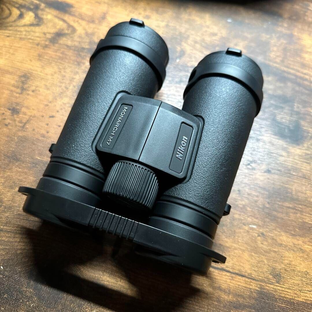 Monarch M7 8X42 NIKON Waterproof Binoculars Roof Prism Fog-Free