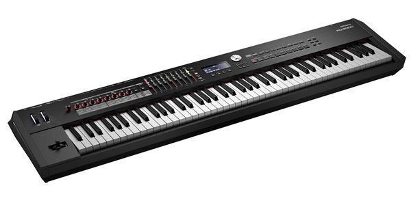 RD-2000 Roland RD-2000 88 Weighted Keys Digital Stage Piano AC100V Japan New