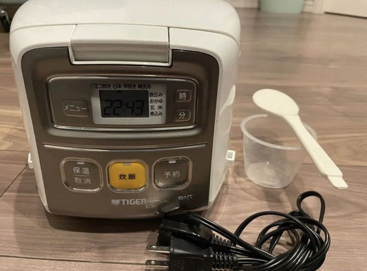 JAI-R551-W USED TIGER Microcomputer rice cooker 3GO Cooked AC100V
