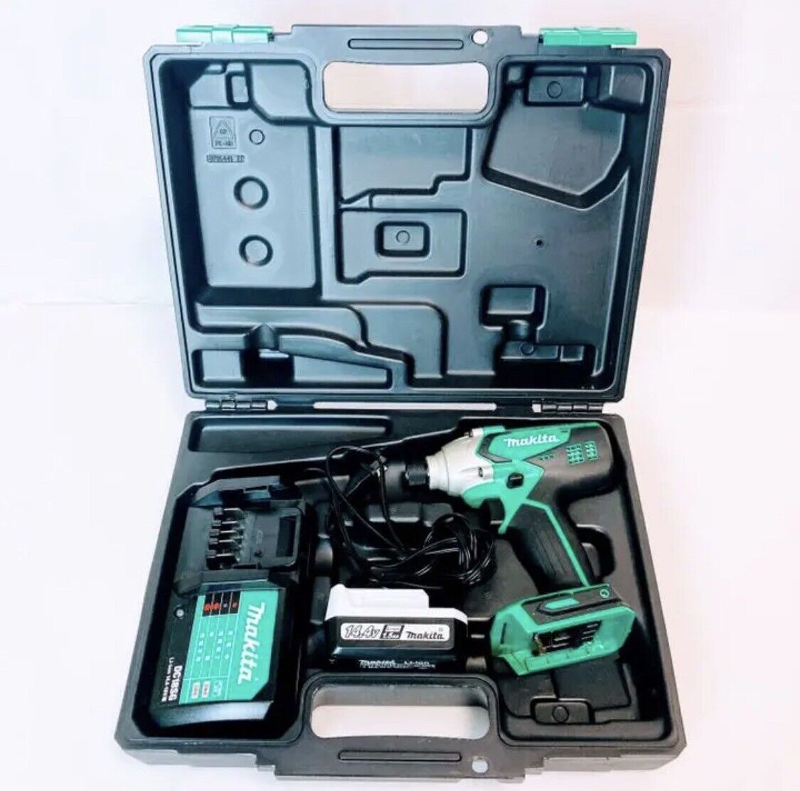 M695DS Makita Rechargeable Impact Driver M695DS Japan New